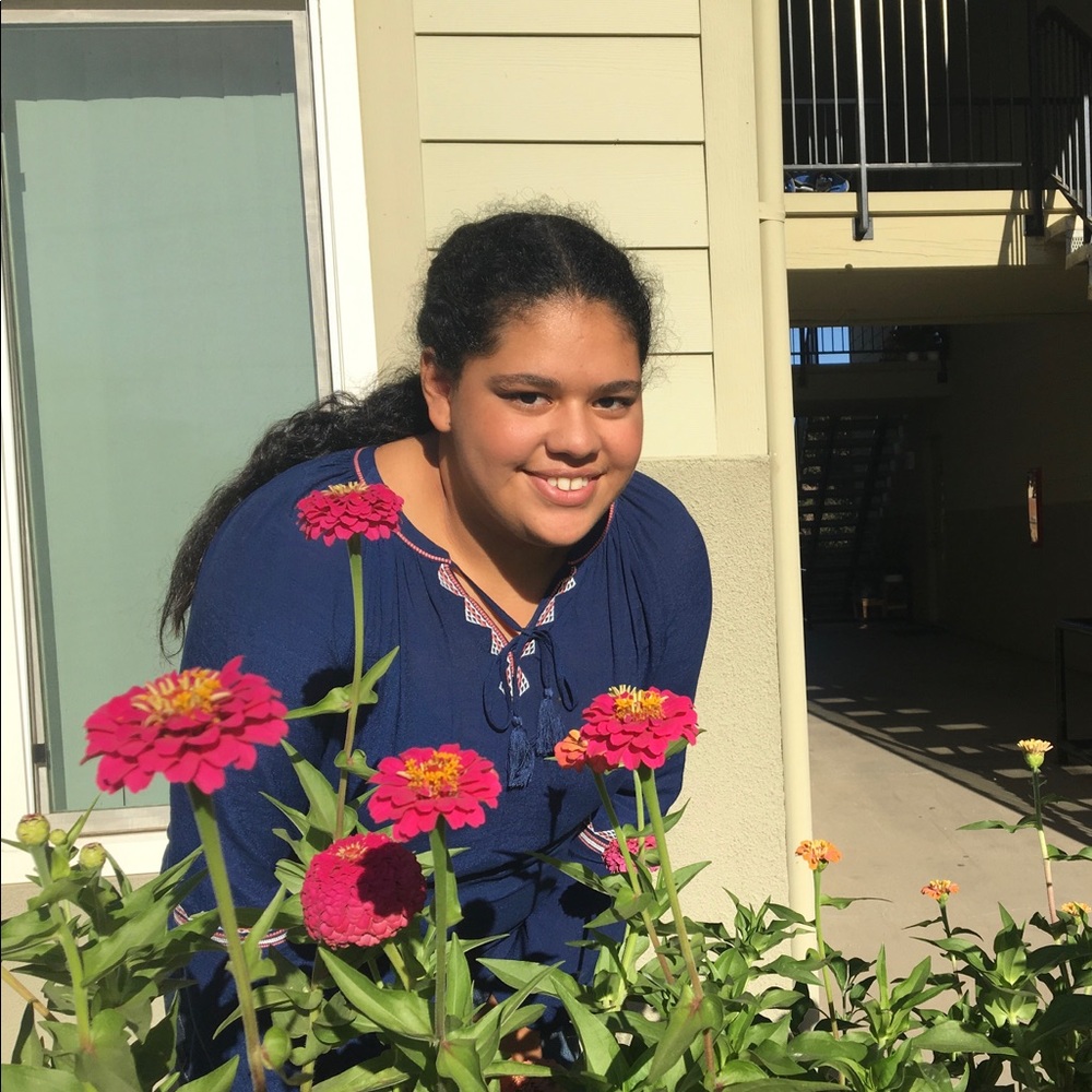 Meet your Posher, Nadia